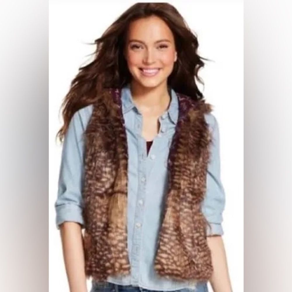 MOSSIMO SP Mobwife Faux Fur Furry Y2K Vest
